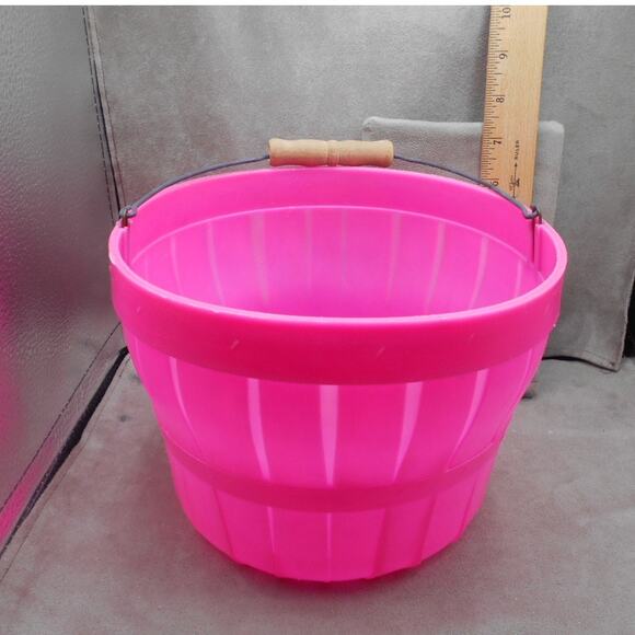 Vintage Easter Blow Mold Pink Bucket w/Wood Handle Spring Candy Basket - Picture 4 of 10